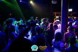 Show de Marcelo Bonfá + Pagodin da Corais