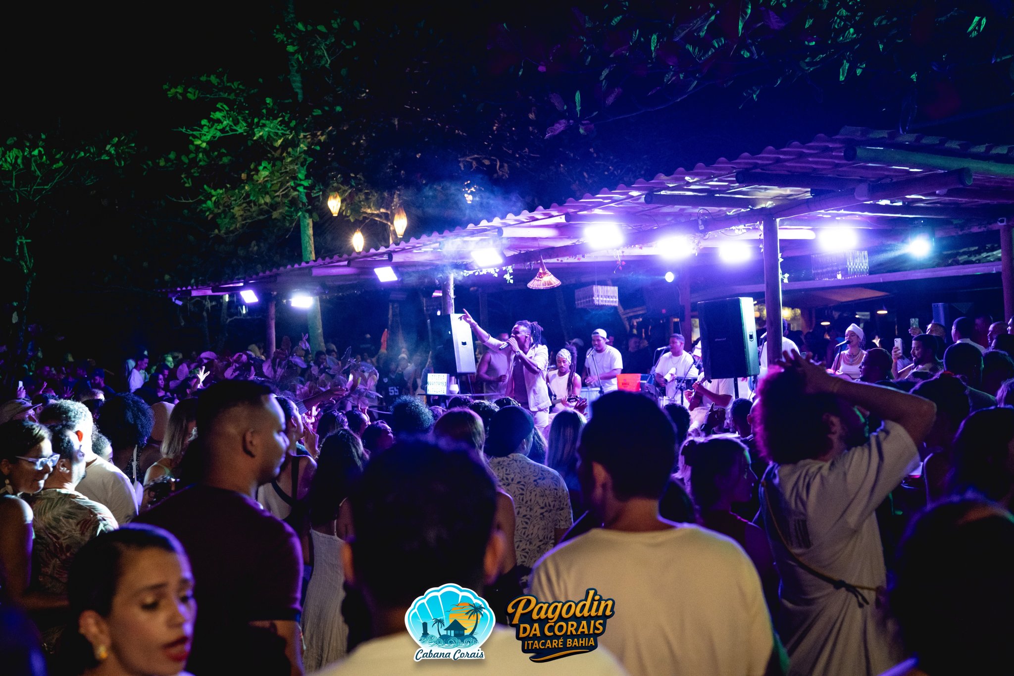 1 Ano Pagodin da Corais