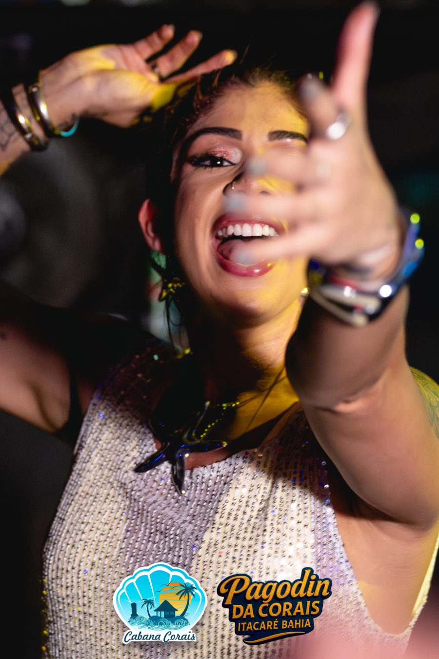 1 Ano Pagodin da Corais