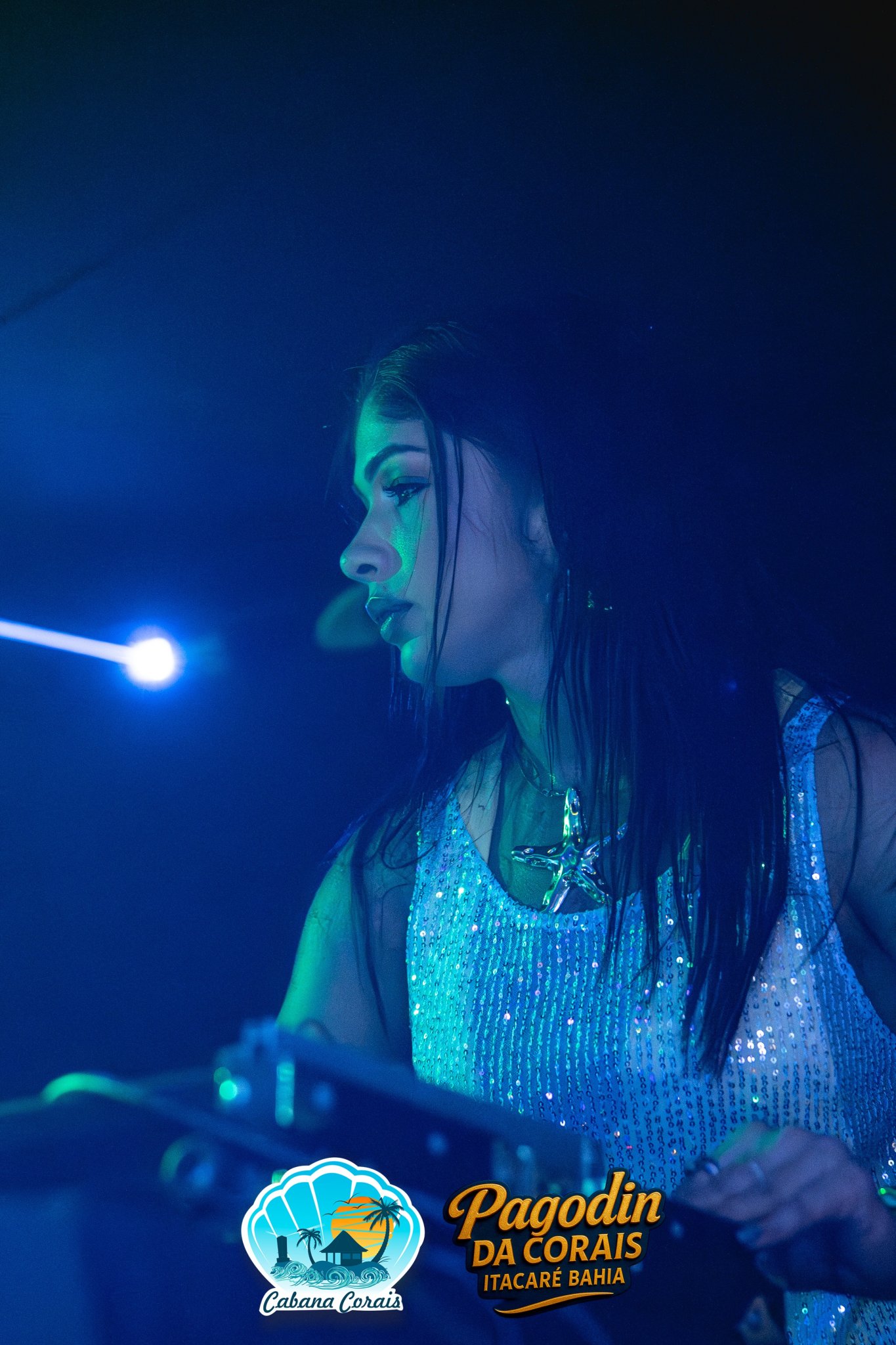 1 Ano Pagodin da Corais