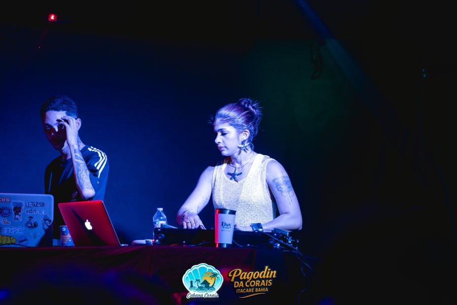 1 Ano Pagodin da Corais